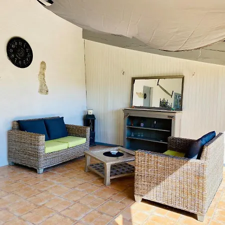 Holiday home Malabeille Madaillan